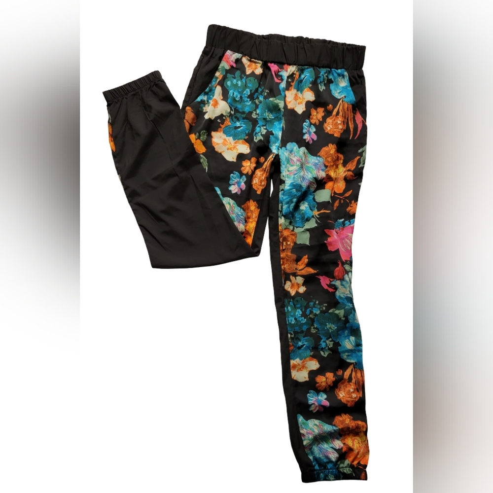 5/$25...UK2LA Light Summer Pants - large